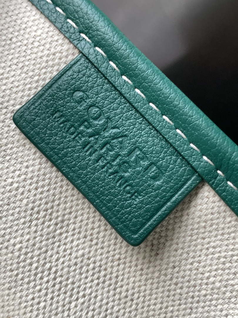 Goyard POICLAPMLTY11CL61P Poitiers Claire Voie Bag Green