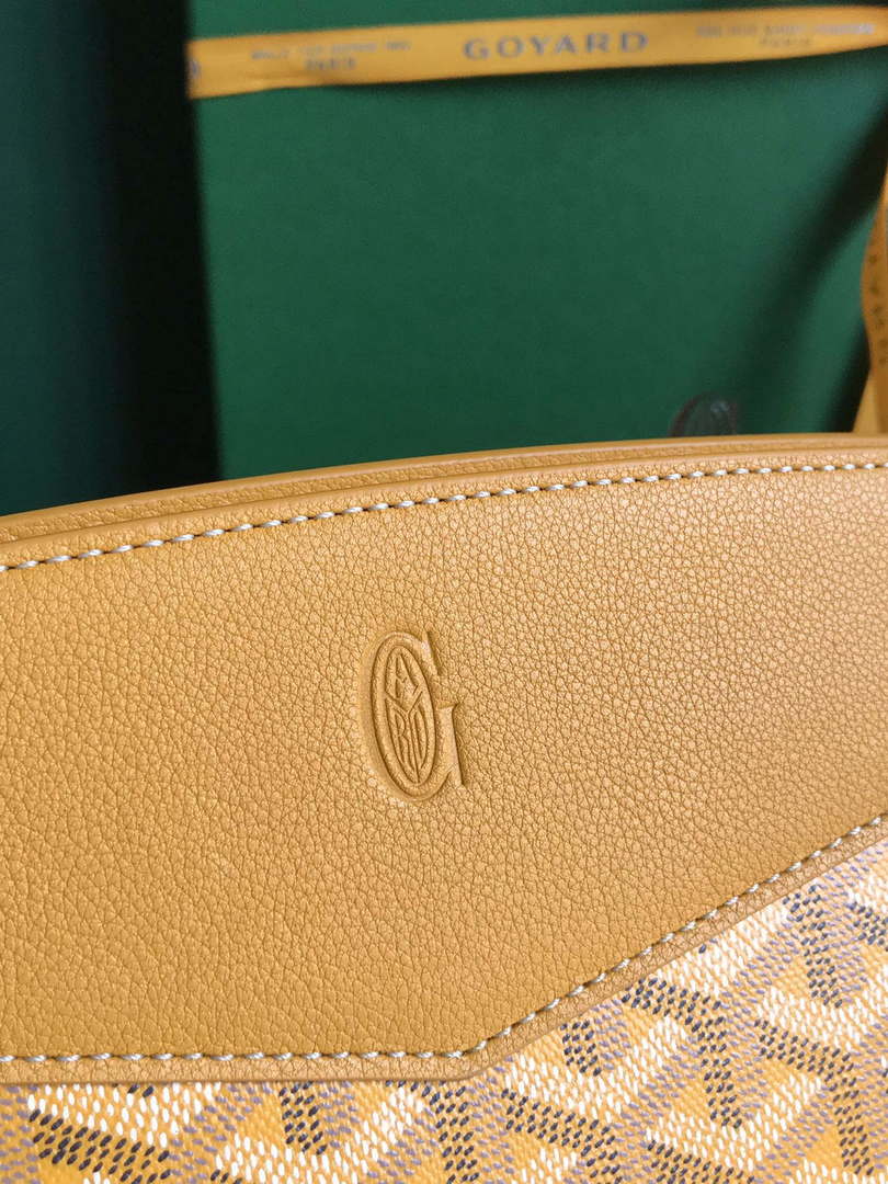 Goyard ROUETSMINTY08CL08P Rouette Structur¨¦ Mini Bag Yellow