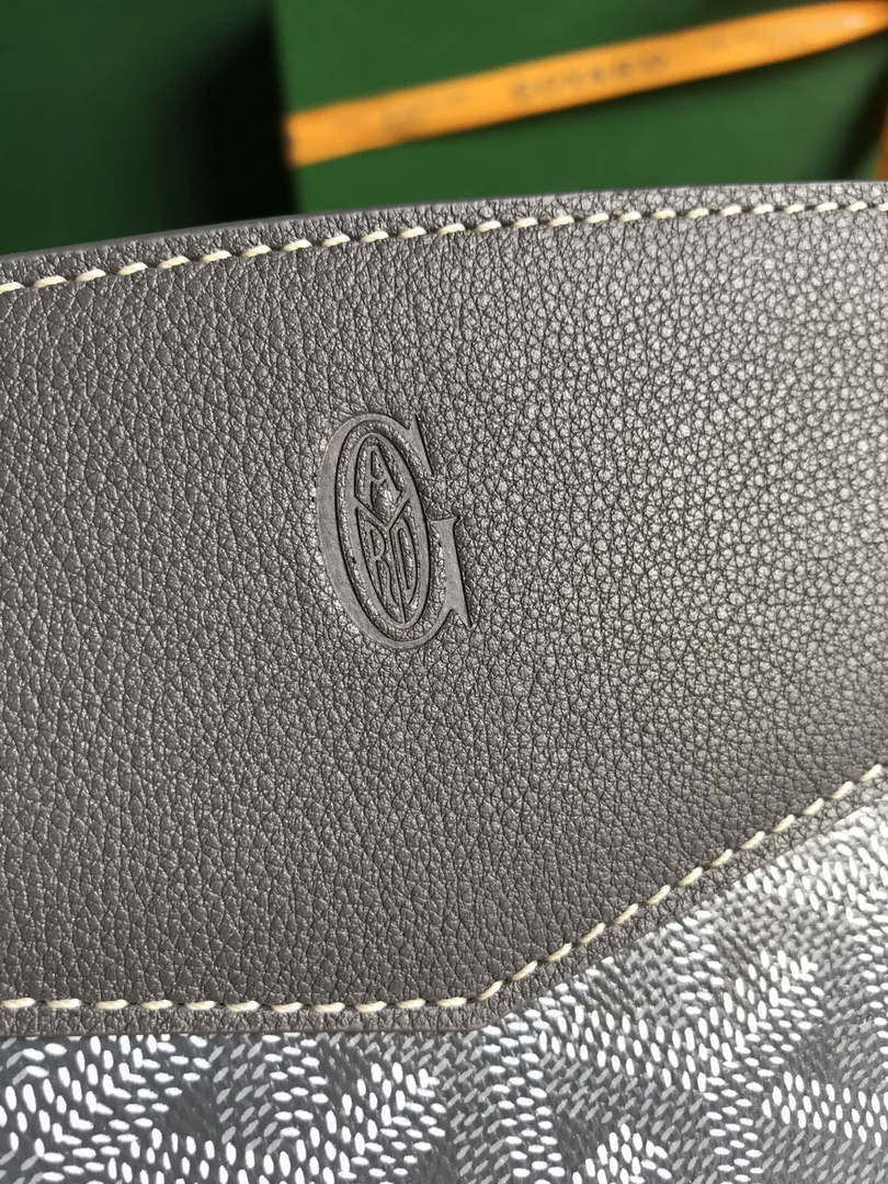 Goyard ROUETSPMLTY07CL07P Rouette Structur¨¦ PM Bag Gray