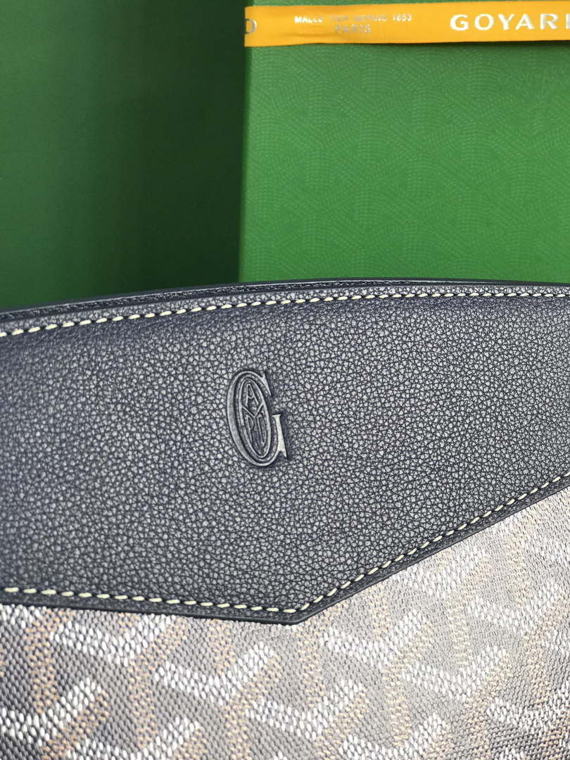 Goyard ROUETSPMLTY07CL07P Rouette Structur¨¦ PM Bag Navy Blue