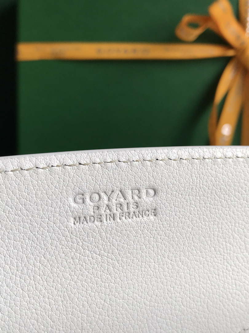 Goyard ROUETSPMLTY07CL07P Rouette Structur¨¦ PM Bag White