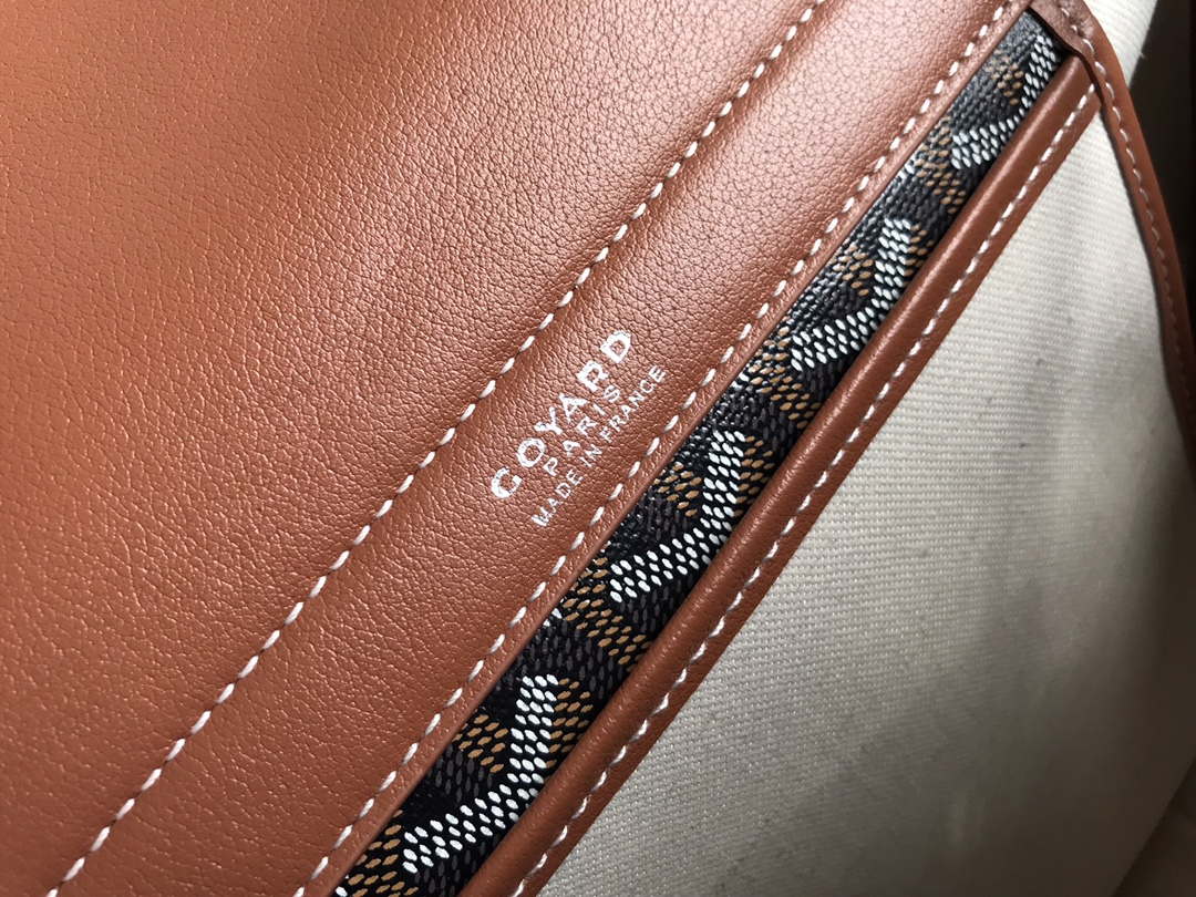 Goyard ROUETTPMLTY07CL07P Rouette Souple Bag Brown