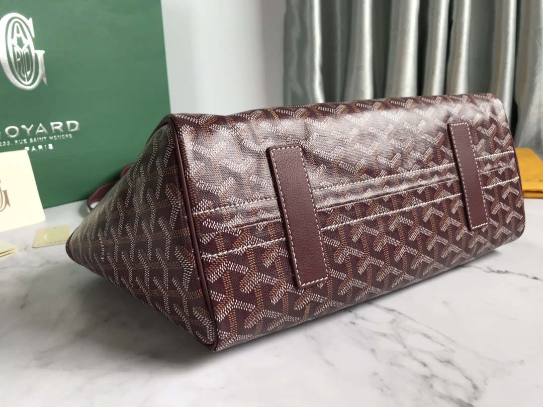 Goyard ROUETTPMLTY07CL07P Rouette Souple Bag Wine Red