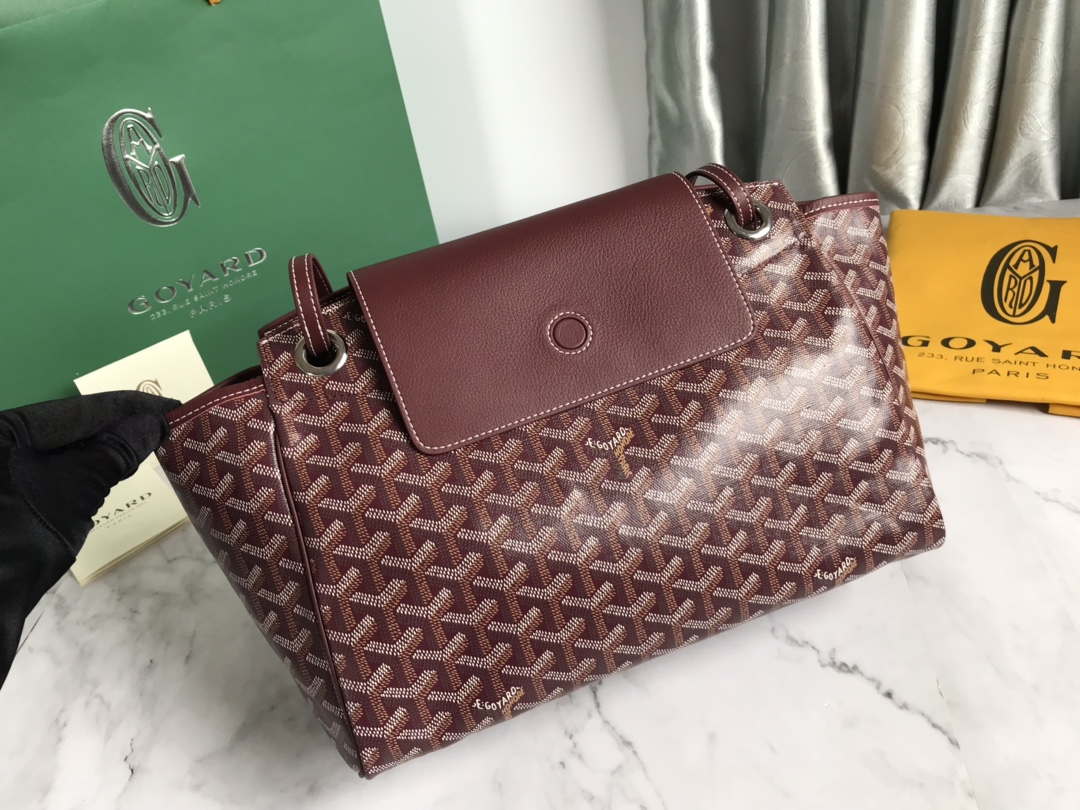 Goyard ROUETTPMLTY07CL07P Rouette Souple Bag Wine Red