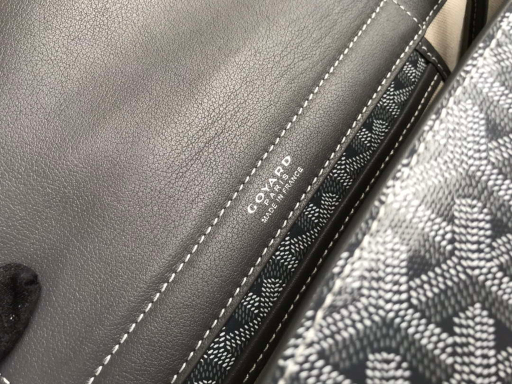 Goyard ROUETTPMLTY07CL07P Rouette Souple Bag Gray