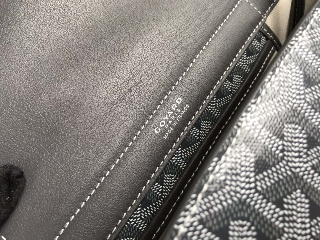 Goyard ROUETTPMLTY07CL07P Rouette Souple Bag Gray