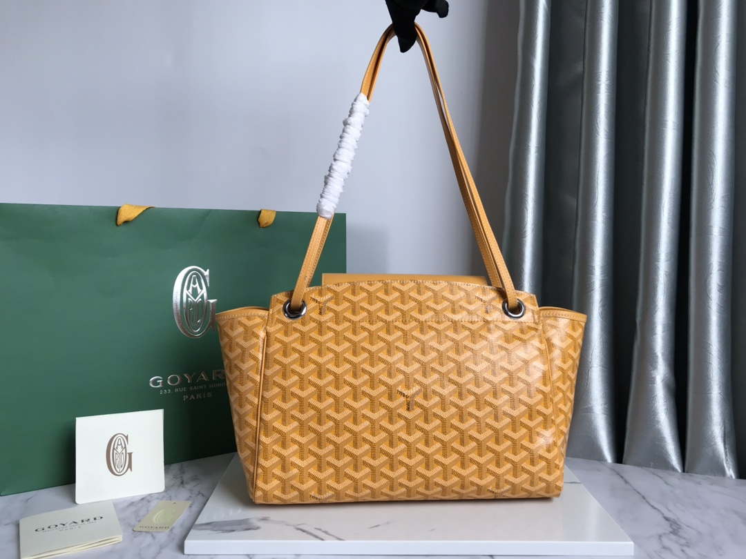Goyard ROUETTPMLTY07CL07P Rouette Souple Bag Yellow