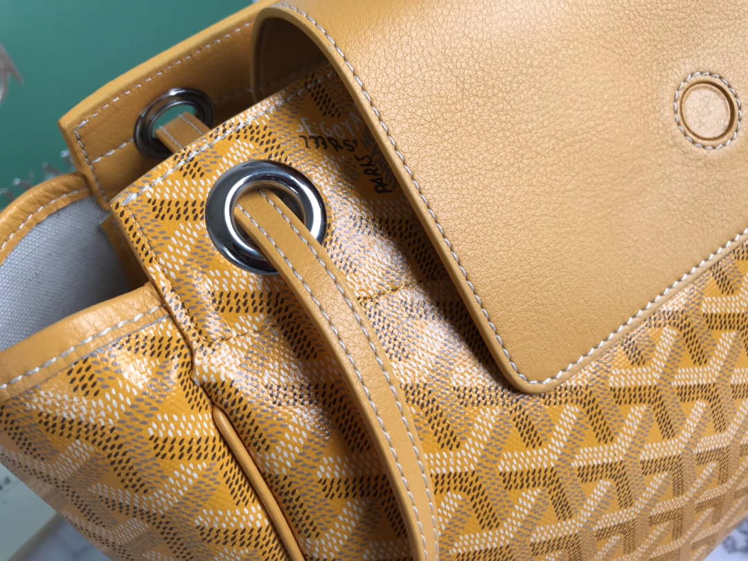 Goyard ROUETTPMLTY07CL07P Rouette Souple Bag Yellow