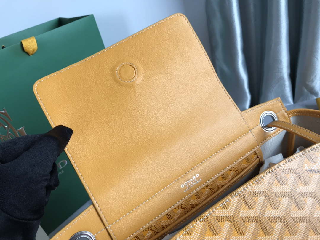 Goyard ROUETTPMLTY07CL07P Rouette Souple Bag Yellow