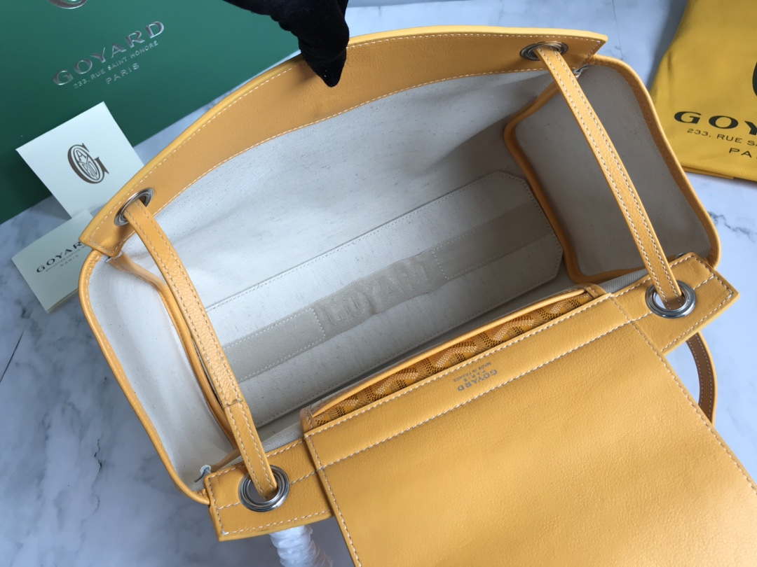 Goyard ROUETTPMLTY07CL07P Rouette Souple Bag Yellow