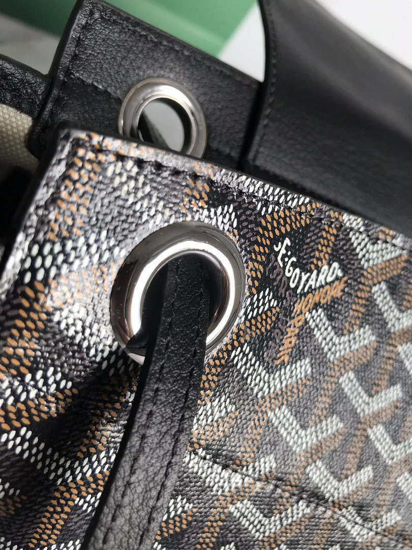 Goyard ROUETTPMLTY07CL07P Rouette Souple Bag Black