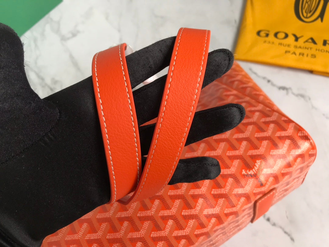 Goyard ROUETTPMLTY07CL07P Rouette Souple Bag Orange