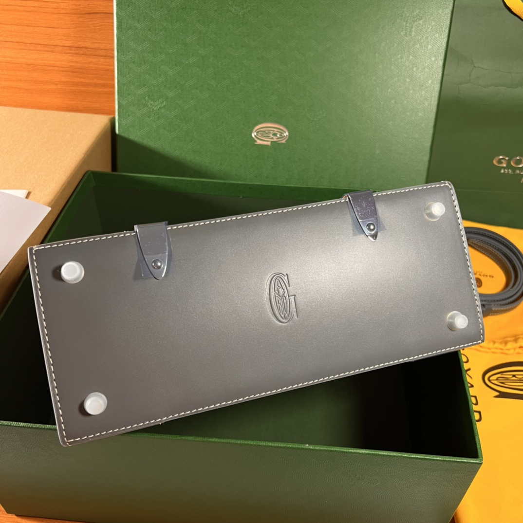 Goyard BPMLTY07CL07P Sac Saigon Pm Bag Gray - Default Title - View 4