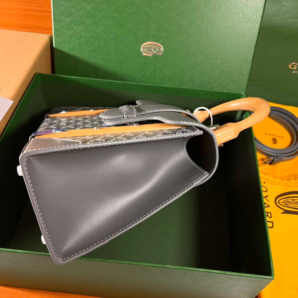 Goyard BPMLTY07CL07P Sac Saigon Pm Bag Gray