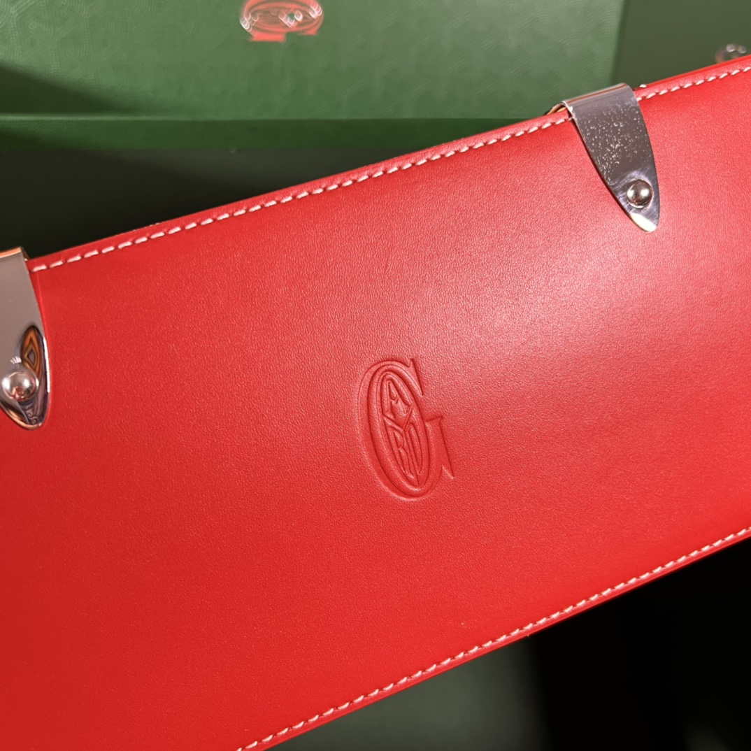 Goyard BPMLTY07CL07P Sac Saigon Pm Bag Red