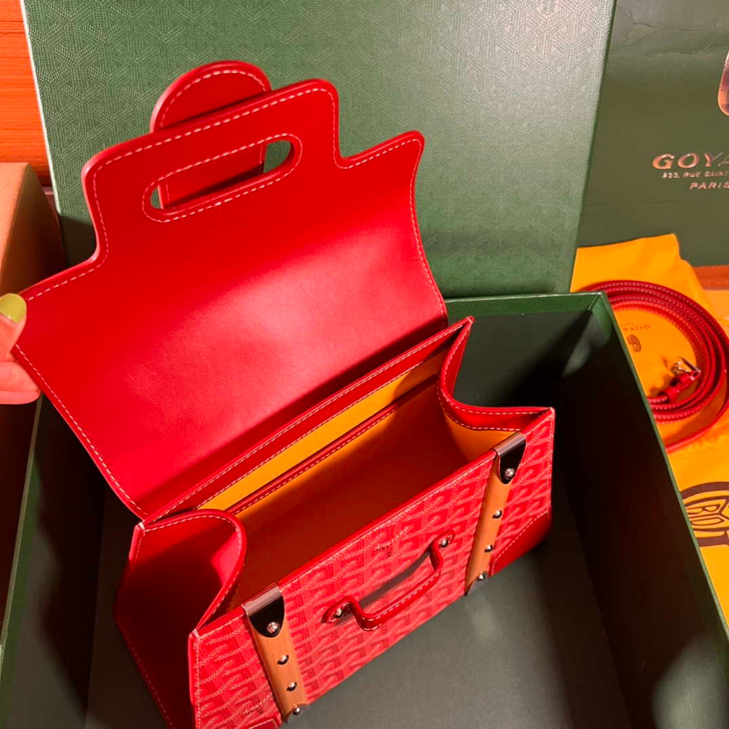 Goyard BPMLTY07CL07P Sac Saigon Pm Bag Red