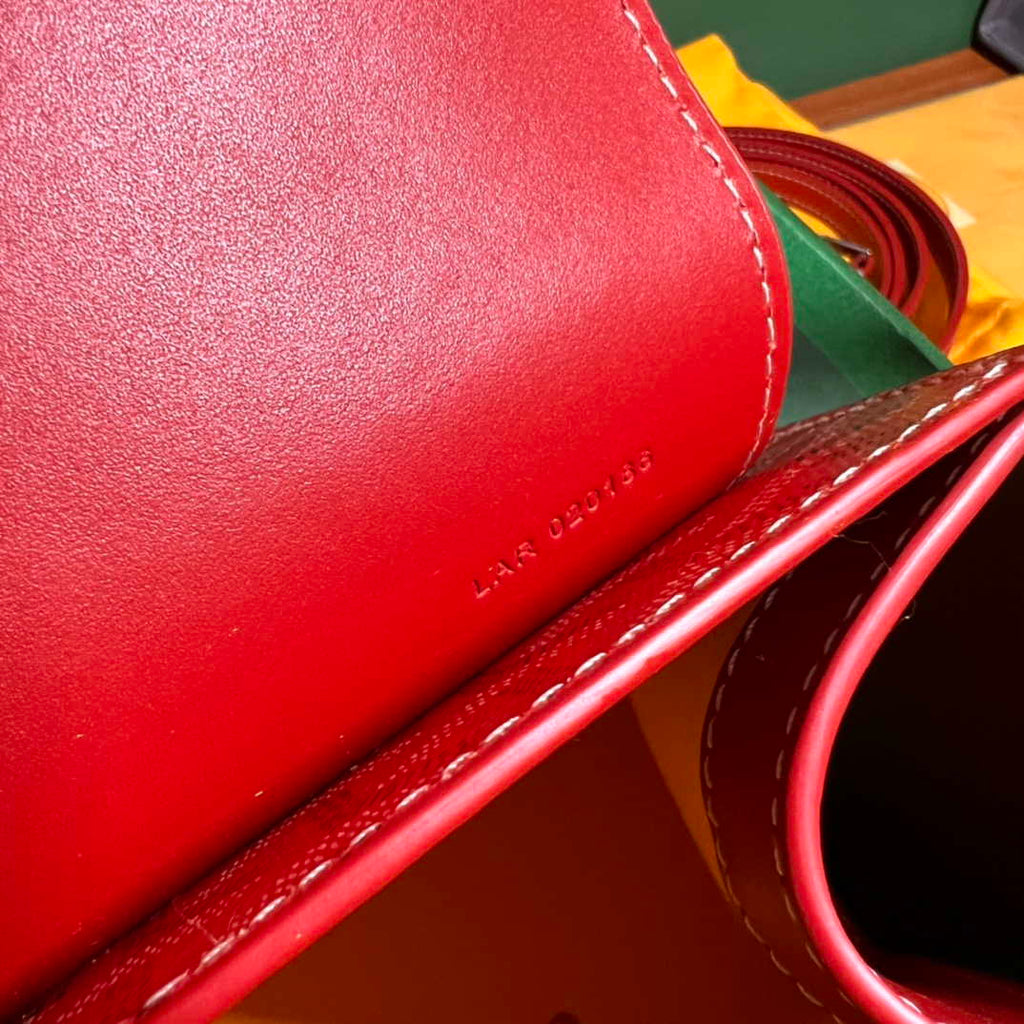 Goyard BPMLTY07CL07P Sac Saigon Pm Bag Red