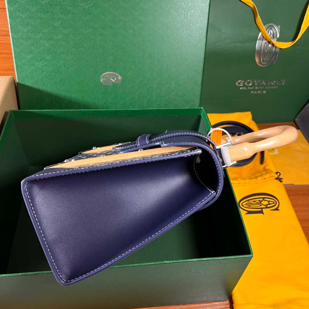 Goyard BPMLTY07CL07P Sac Saigon Pm Bag Navy Blue