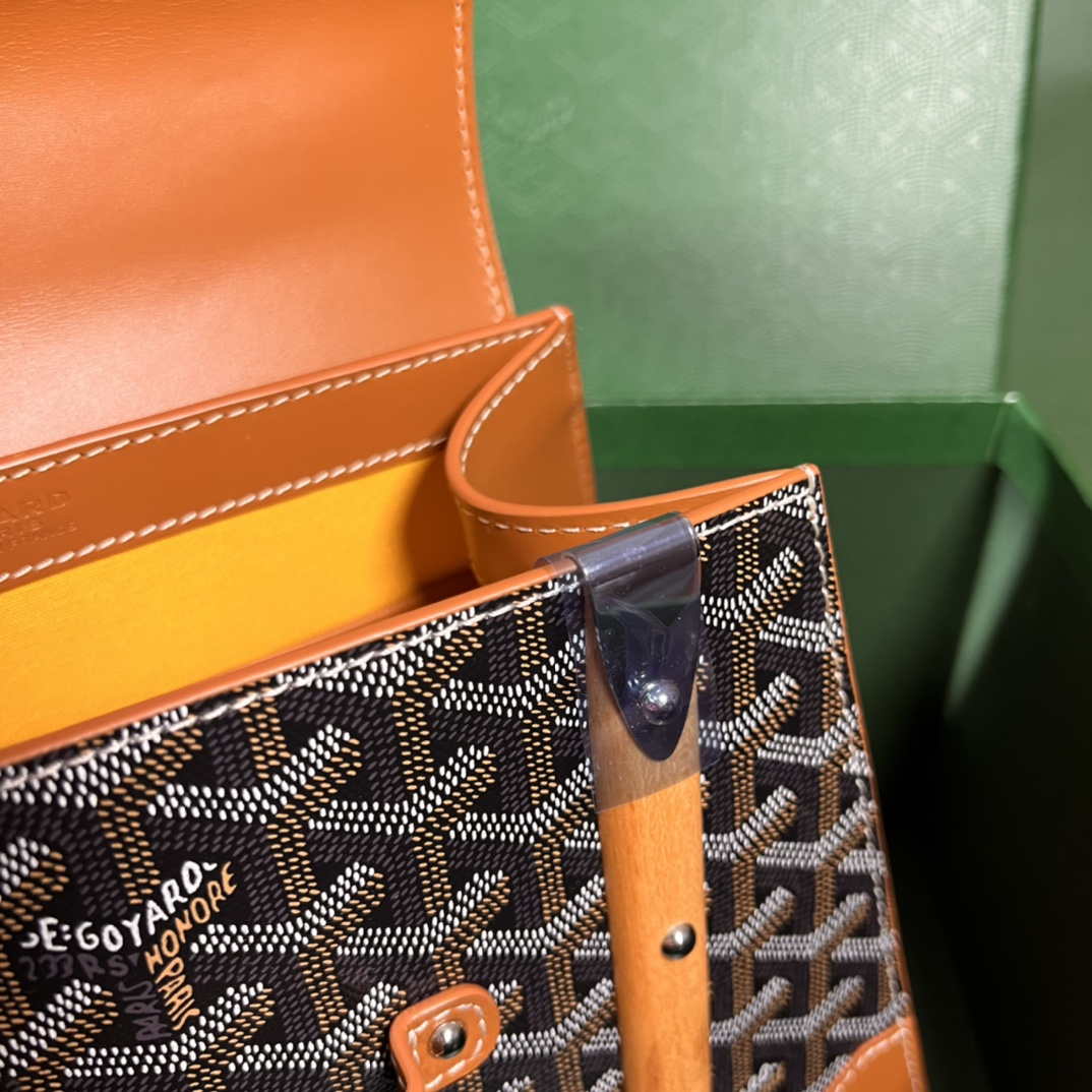 Goyard Sac Saigon Pm Bag BPMLTY07CL07P Black with Brown