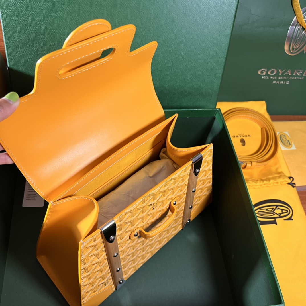 Goyard Sac Saigon Pm Bag BPMLTY07CL07P Yellow