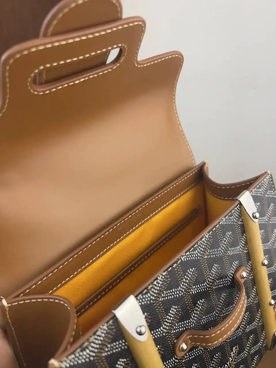 Goyard SAIGR2MINTY51CL51P Sa?gon Structur¨¦ Mini Bag G89010