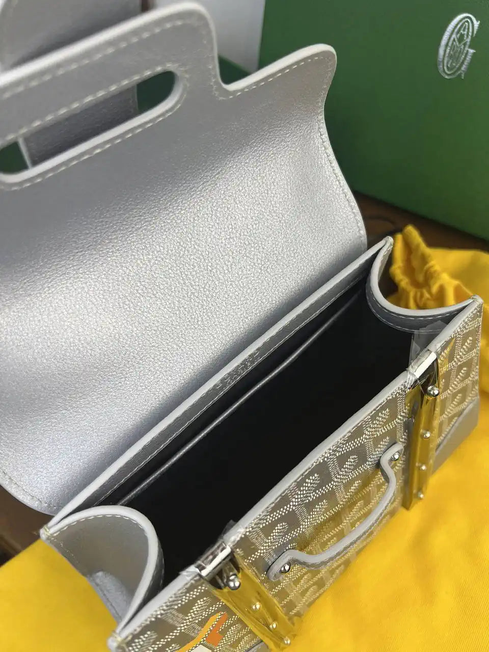 Goyard SAIGR2MINTY51CL51P Sa?gon Structur¨¦ Mini Bag G89004