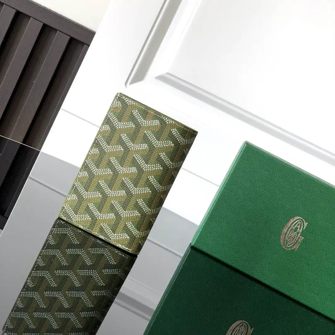 Goyard Saint-Pierre Card Wallet G25100
