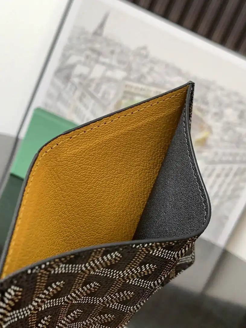 Goyard Saint-Pierre Card Wallet G25105