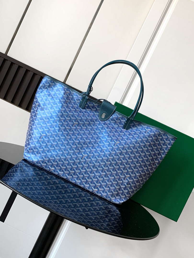 Goyard STLOUIGMLTY08CL08P Saint Louis GM Bag Pearly Blue