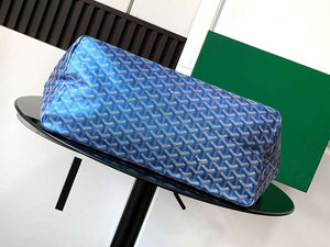 Goyard STLOUIGMLTY08CL08P Saint Louis GM Bag Pearly Blue - Default Title - View 4