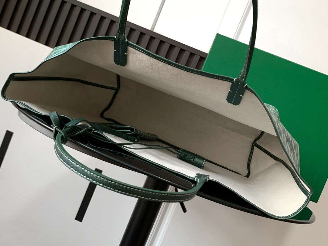 Goyard STLOUIGMLTY08CL08P Saint Louis GM Bag Pearly Green - Default Title - View 8