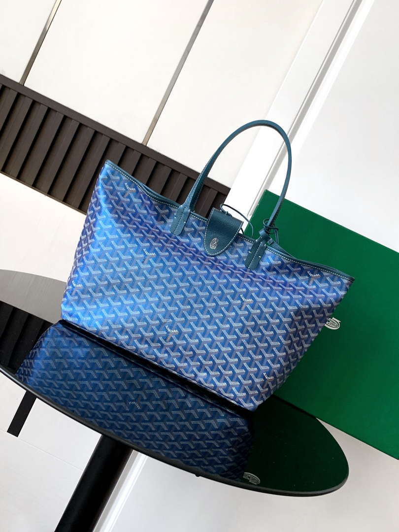 Goyard STLOUIPMLTY07CL07P Saint Louis PM Bag Pearly Blue
