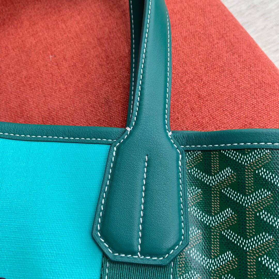 Goyard VILLETMMLTY08CL08X Villette Tote Bag MM Green