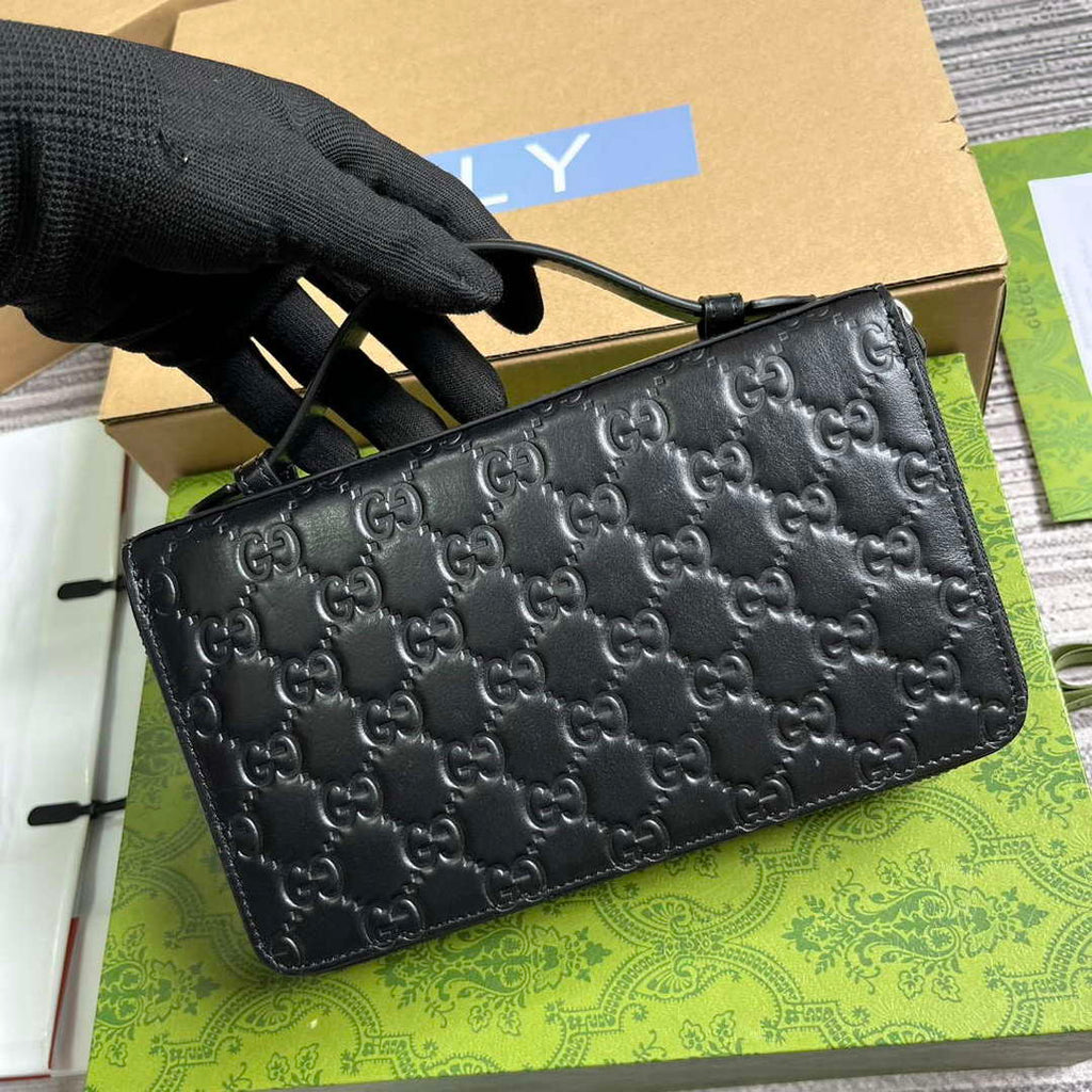 Gucci 395474 Guccissima Leather Zip Around Case Black
