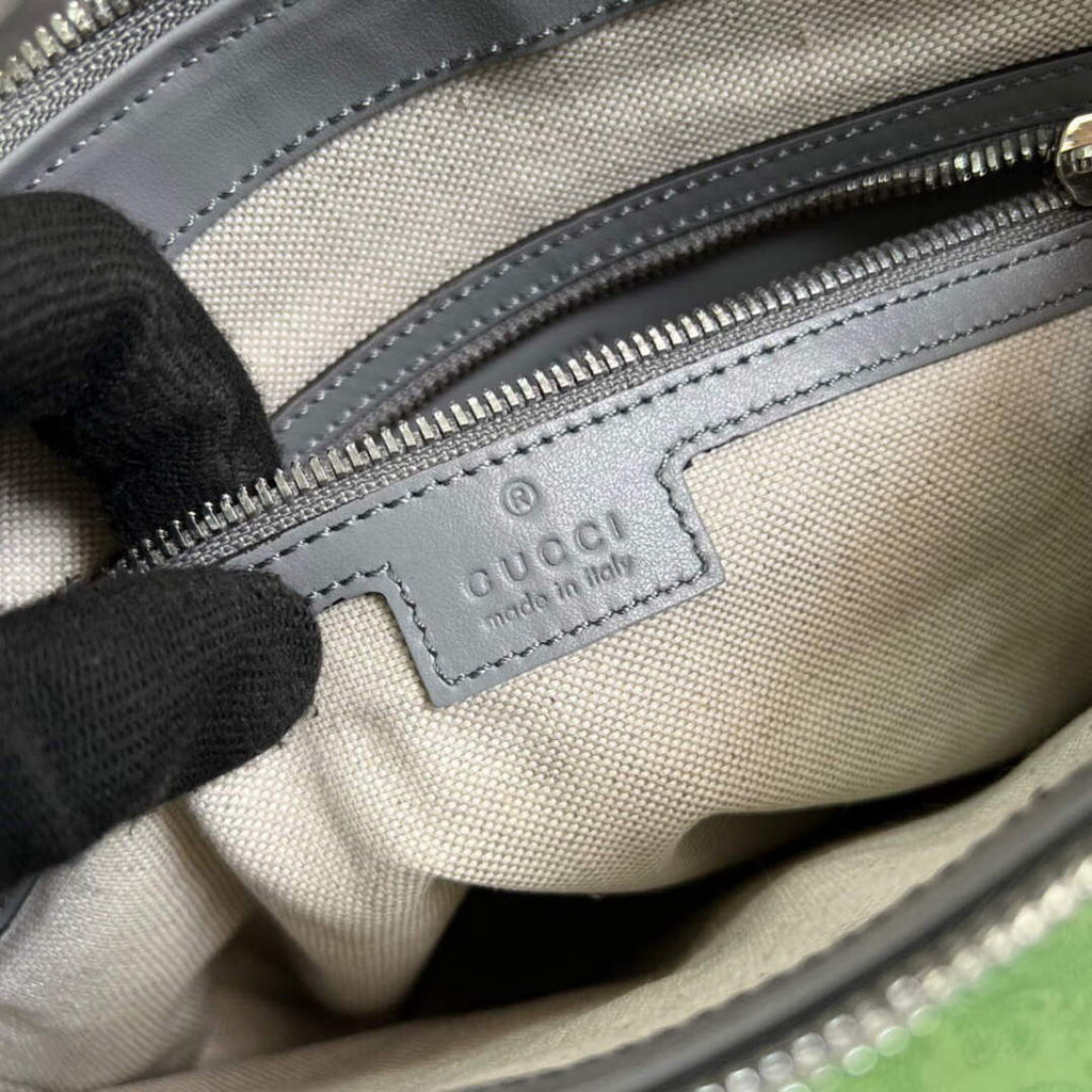 Gucci 406410 GG embossed small messenger bag Grey