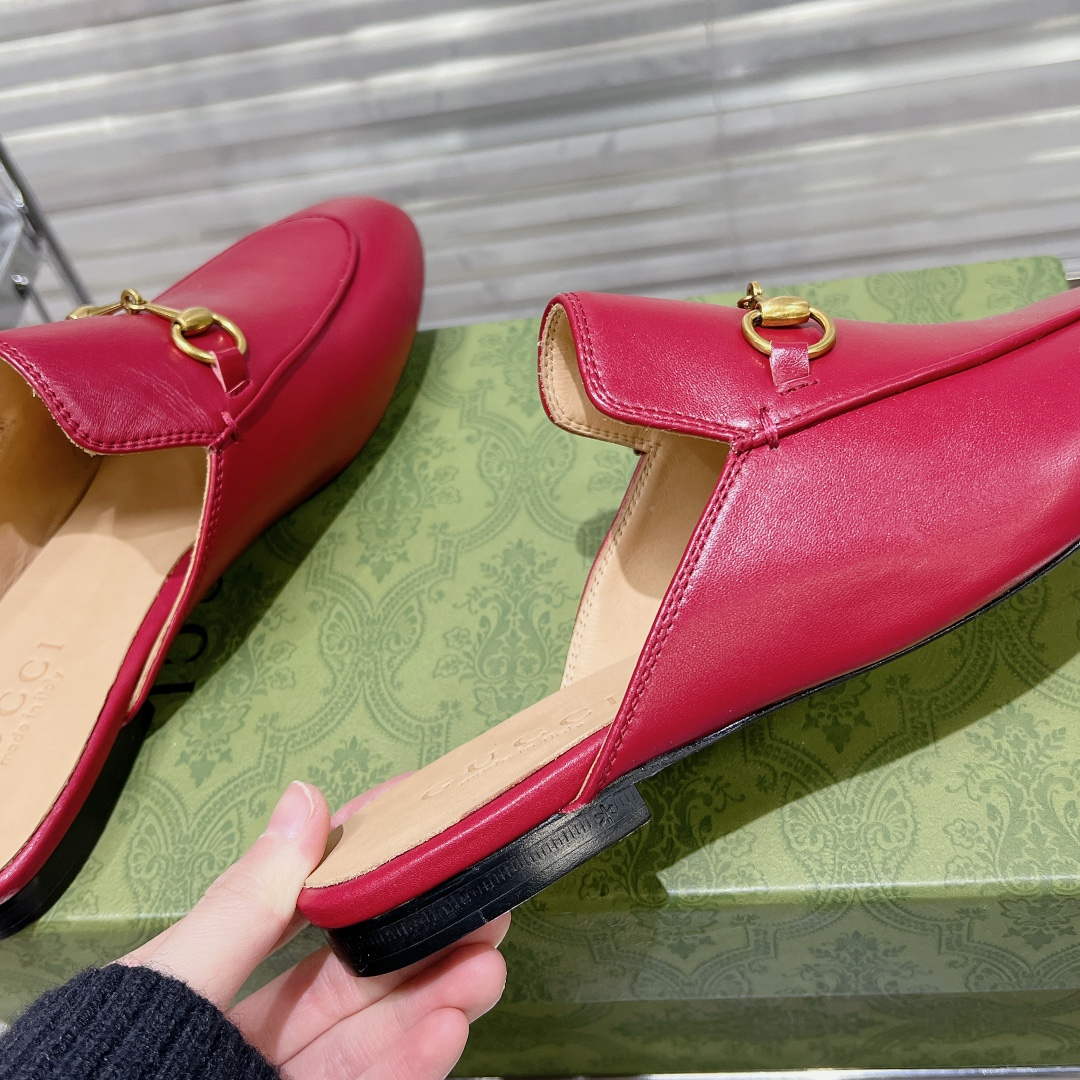 Gucci 423513 Women's Princetown Leather Slipper G53190
