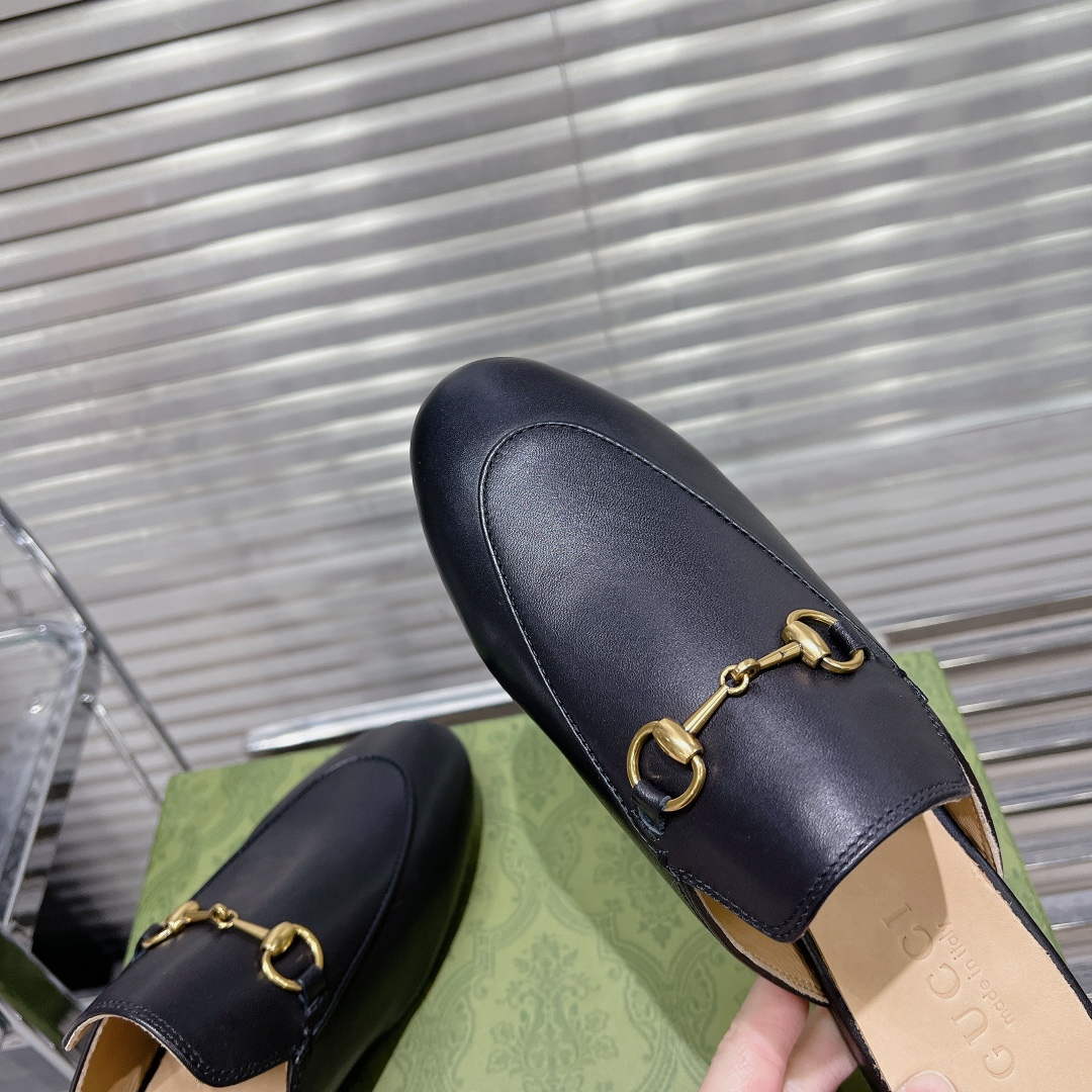 Gucci 423513 Women's Princetown Leather Slipper G53194