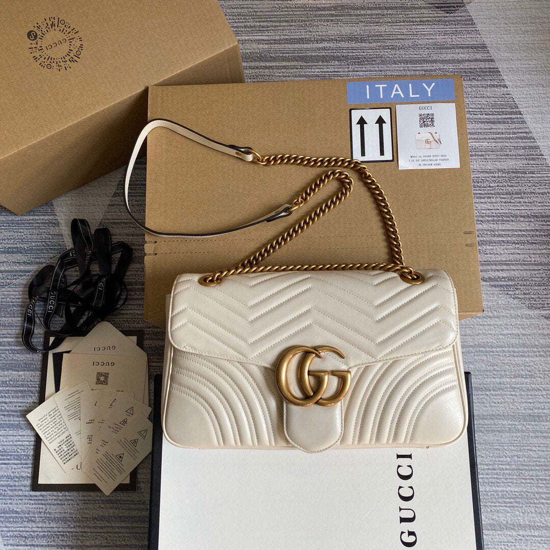 Gucci 443496 GG Marmont Medium Matelass¨¦ Shoulder Bag White - luxibagsmall