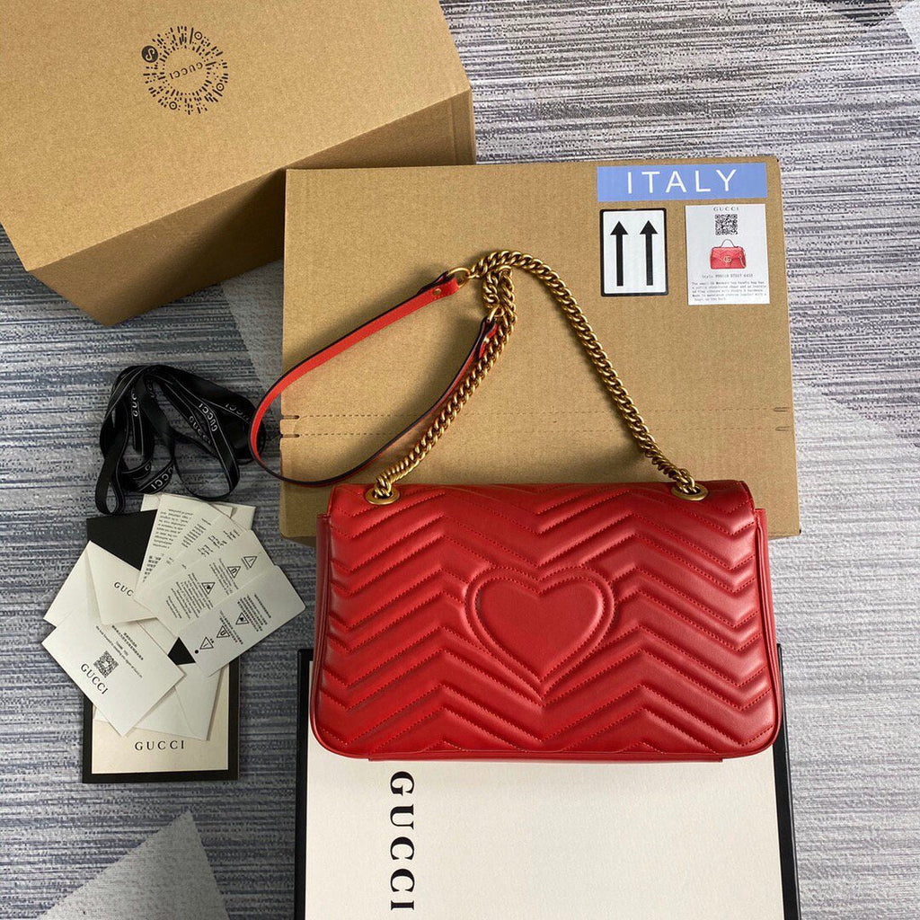 Gucci 443496 GG Marmont Medium Matelass¨¦ Shoulder Bag Red - luxibagsmall