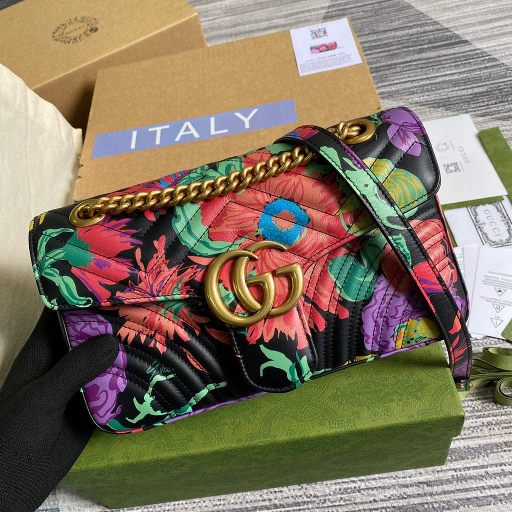 Gucci 443496 GG Marmont Medium Matelass¨¦ Shoulder Bag Black