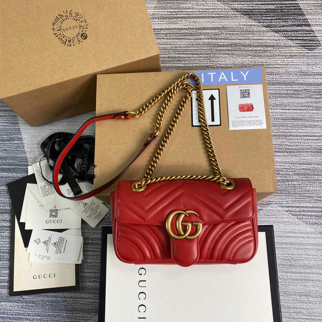 Gucci 446744 GG Marmont Matelass¨¦ Mini Bag Red