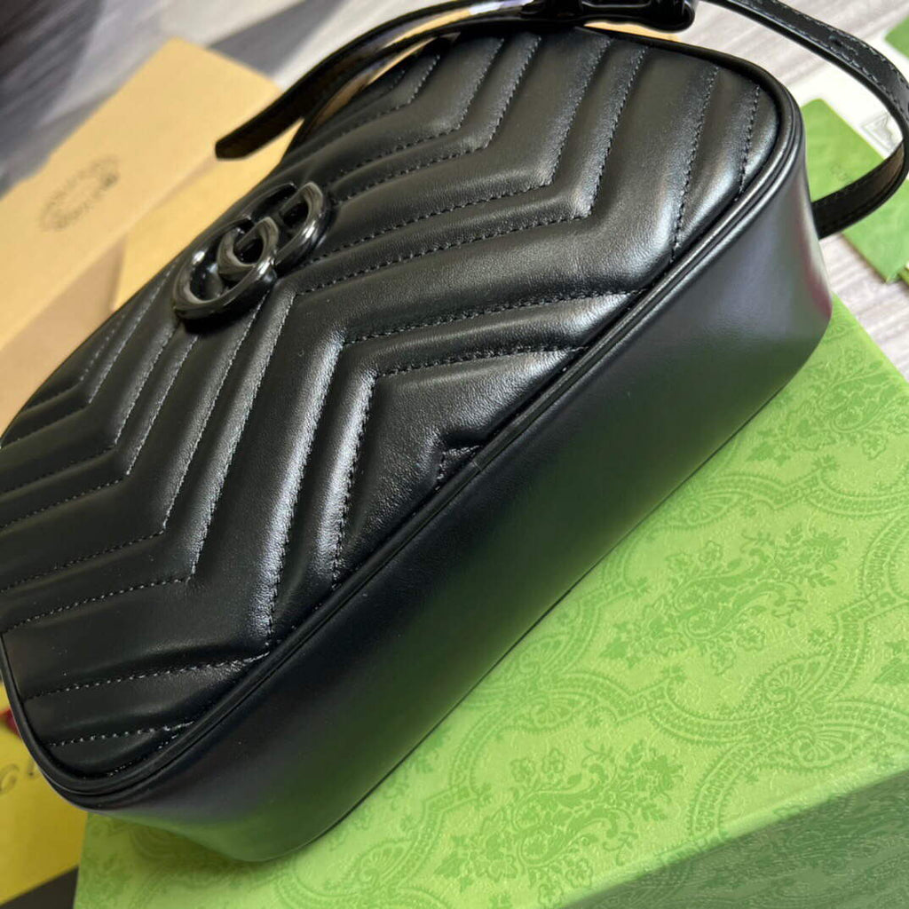 Gucci 447632 GG Marmont Small Shoulder Bag Black