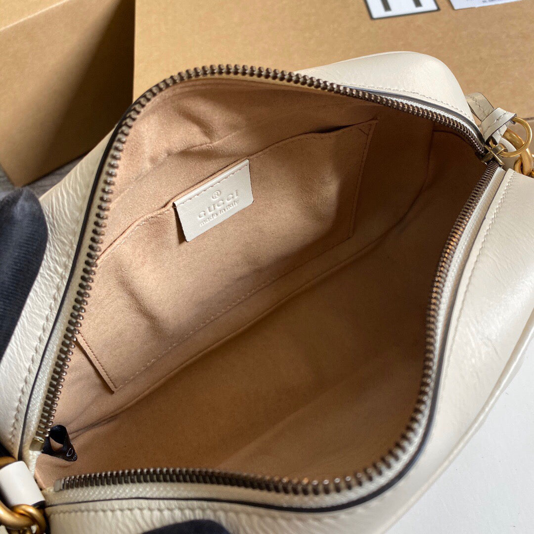 Gucci 447632 GG Marmont Small Shoulder Bag White