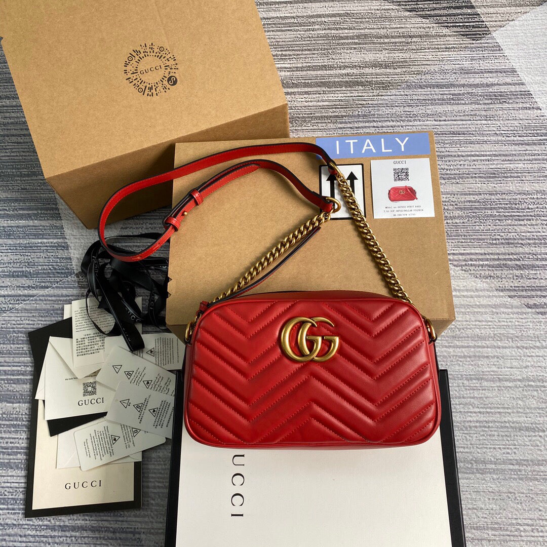 Gucci 447632 GG Marmont Small Matelass¨¦ Shoulder Bag Red