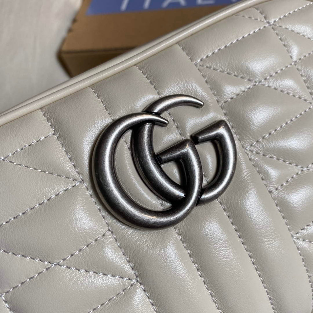 Gucci 447632 GG Marmont matelass¨¦ small shoulder bag White