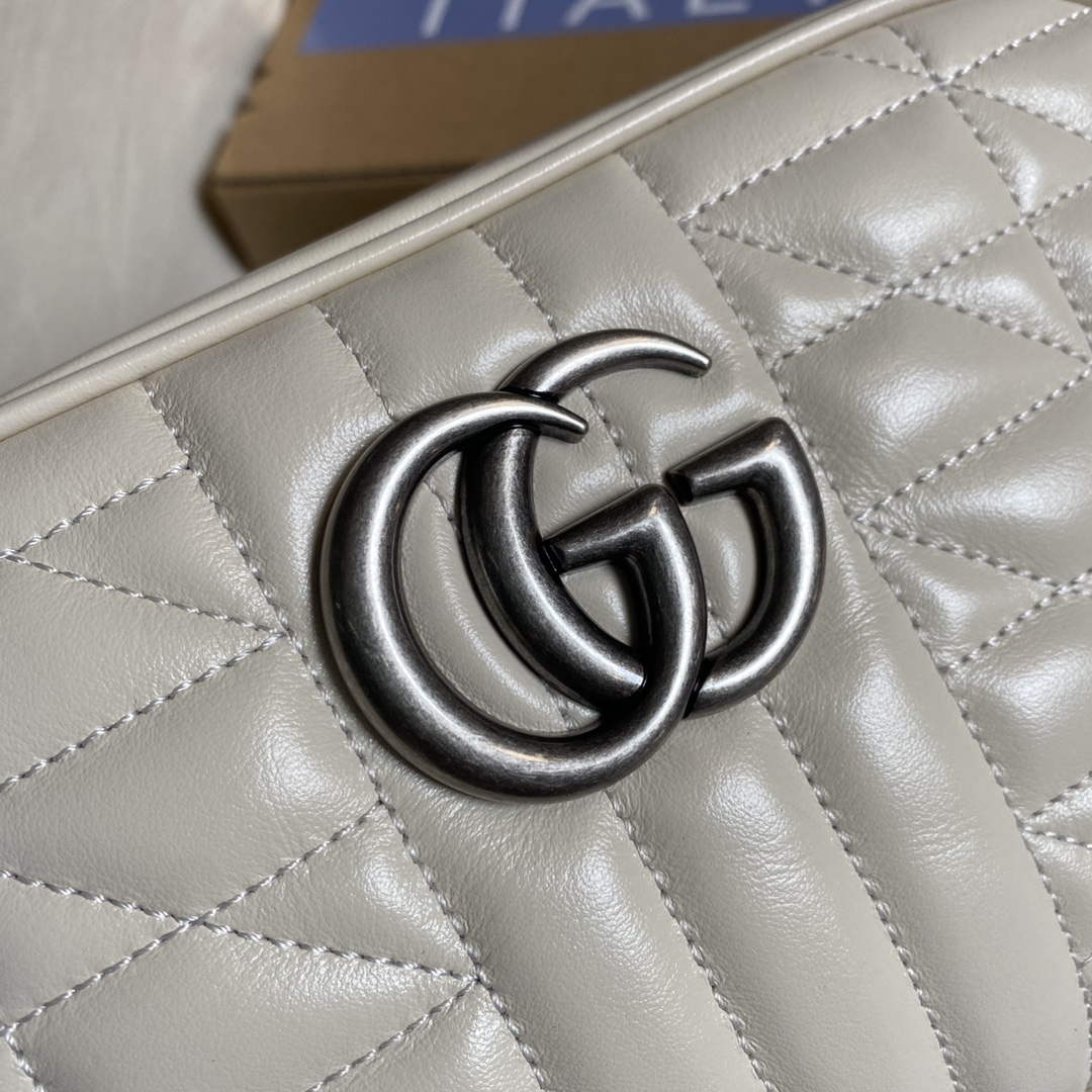 Gucci 447632 GG Marmont matelass¨¦ small shoulder bag White