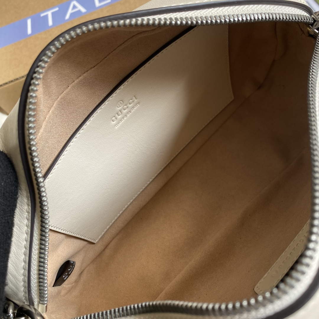 Gucci 447632 GG Marmont matelass¨¦ small shoulder bag White