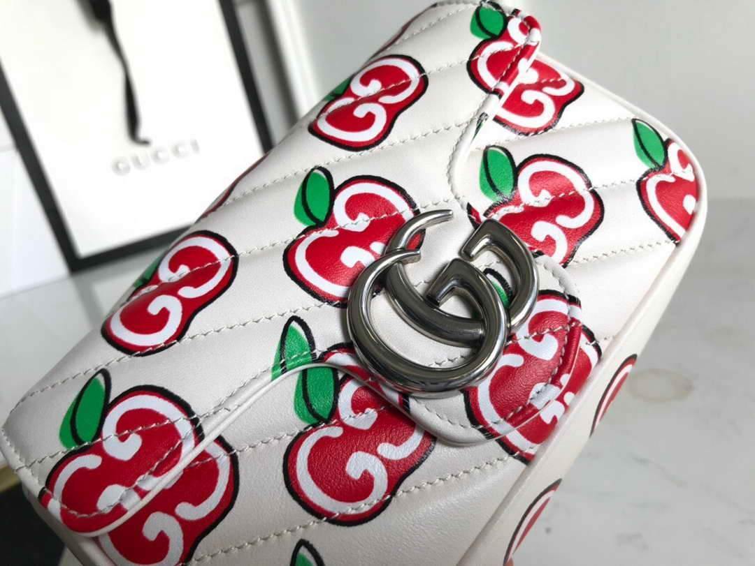 Gucci 447633 GG Marmont Super Mini Shoulder Bag White and Red - luxibagsmall
