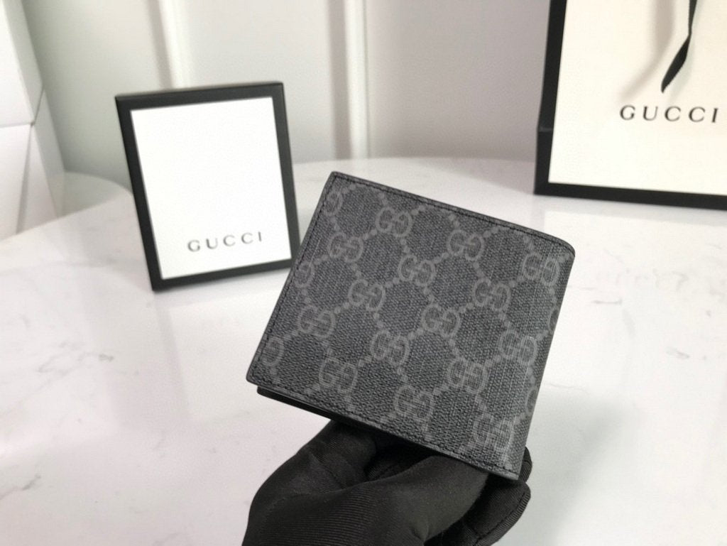 Gucci 451268 Wolf Print GG Supreme Wallet Black