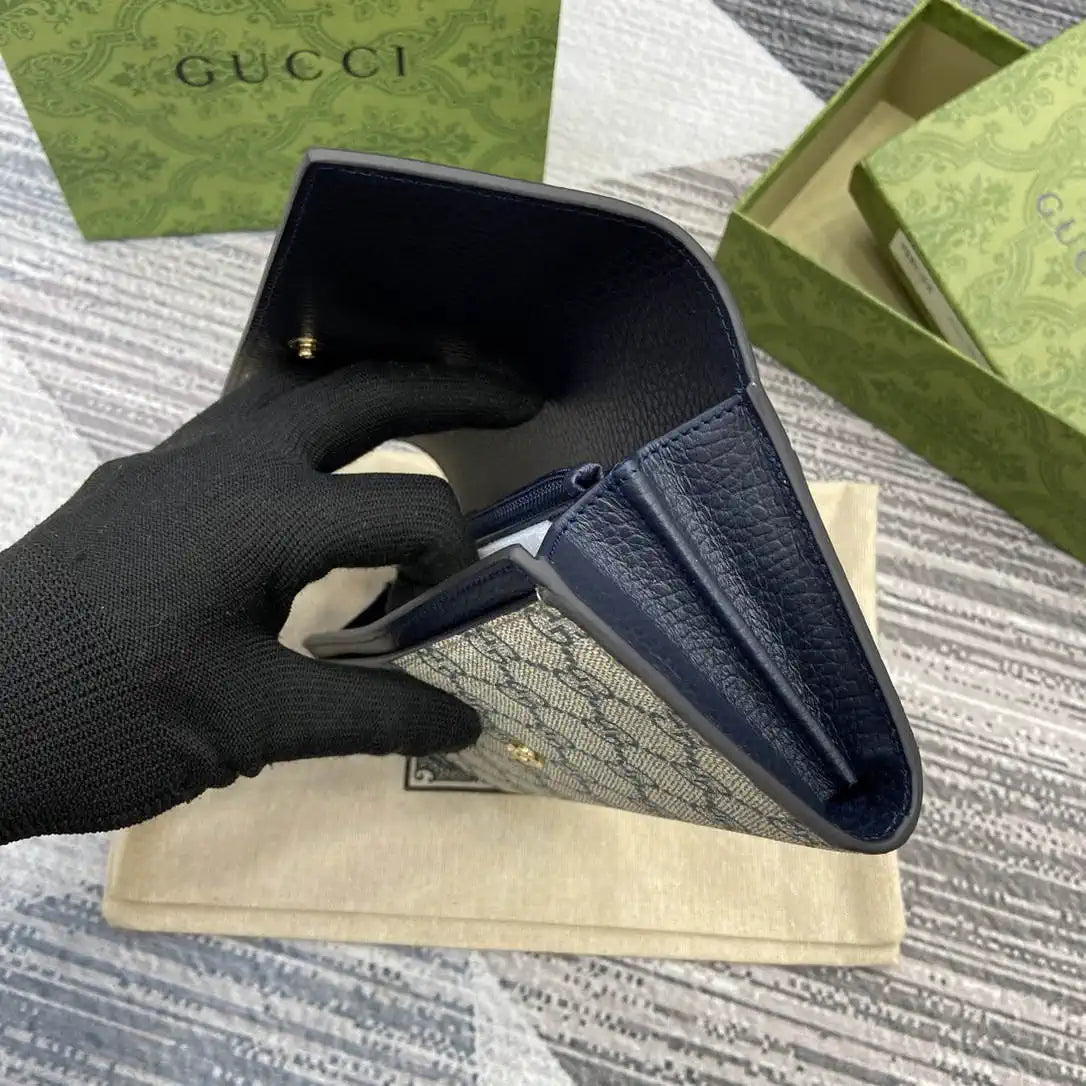 Gucci 456116 Bi-color GG Marmont continental wallet Beige and navy leather